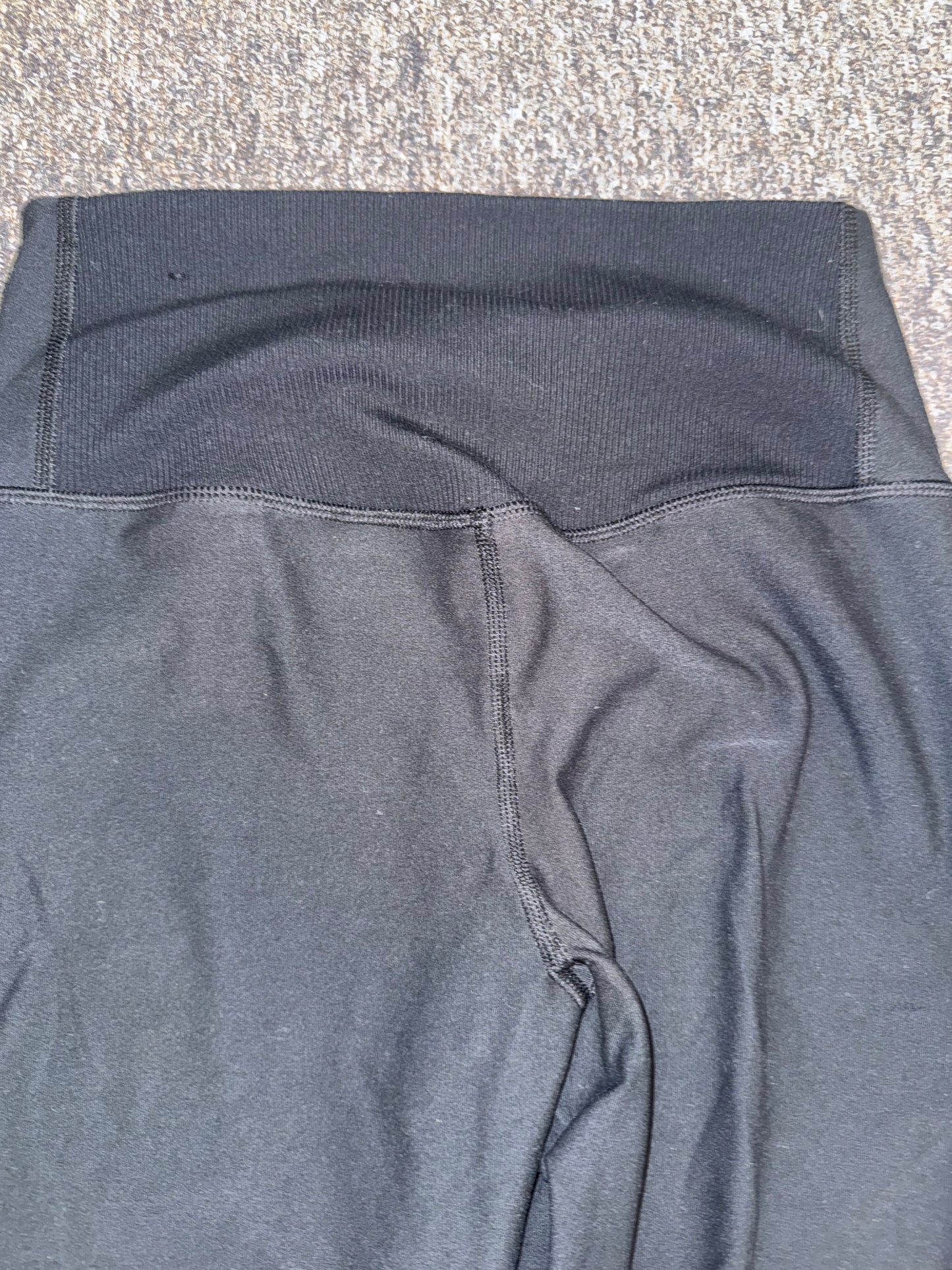 Nike (Medium) Black Capris Dri-Fit Leggings