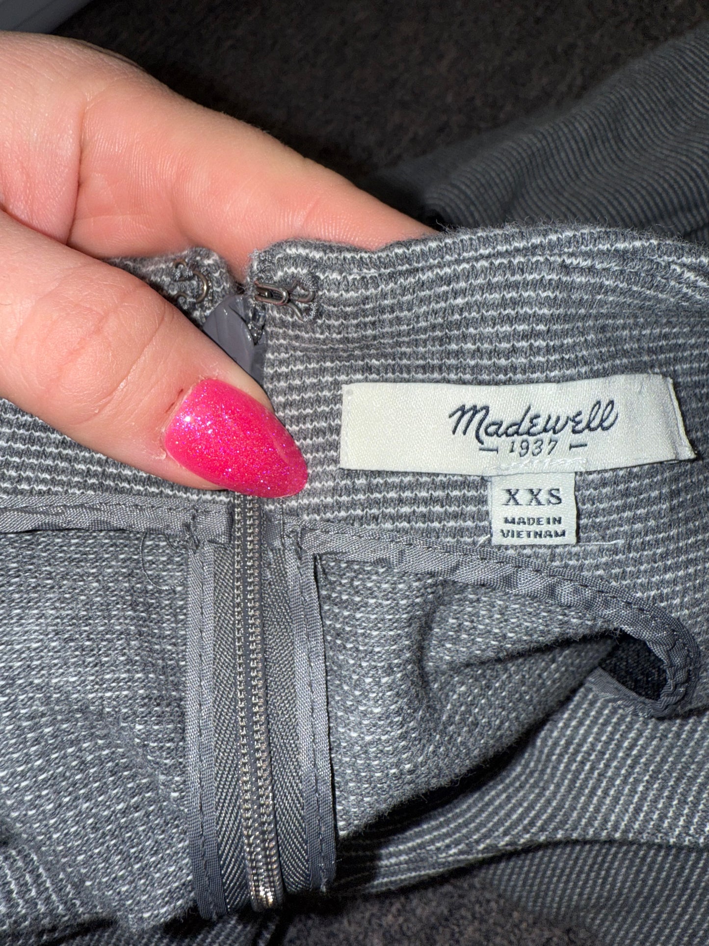 Madewell (XXS) Grey//White Knit Sleeveless Dress with Pockets