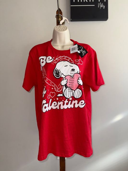 NWT Peanuts (Medium) Brand New Snoopy Valentines Red T-Shirt