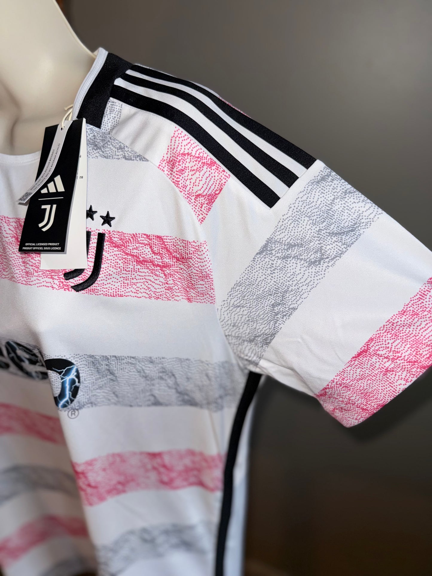 NWT Adidas (Large) Brand New Regular Fit White/Red/Grey Striped Jeep Jersey