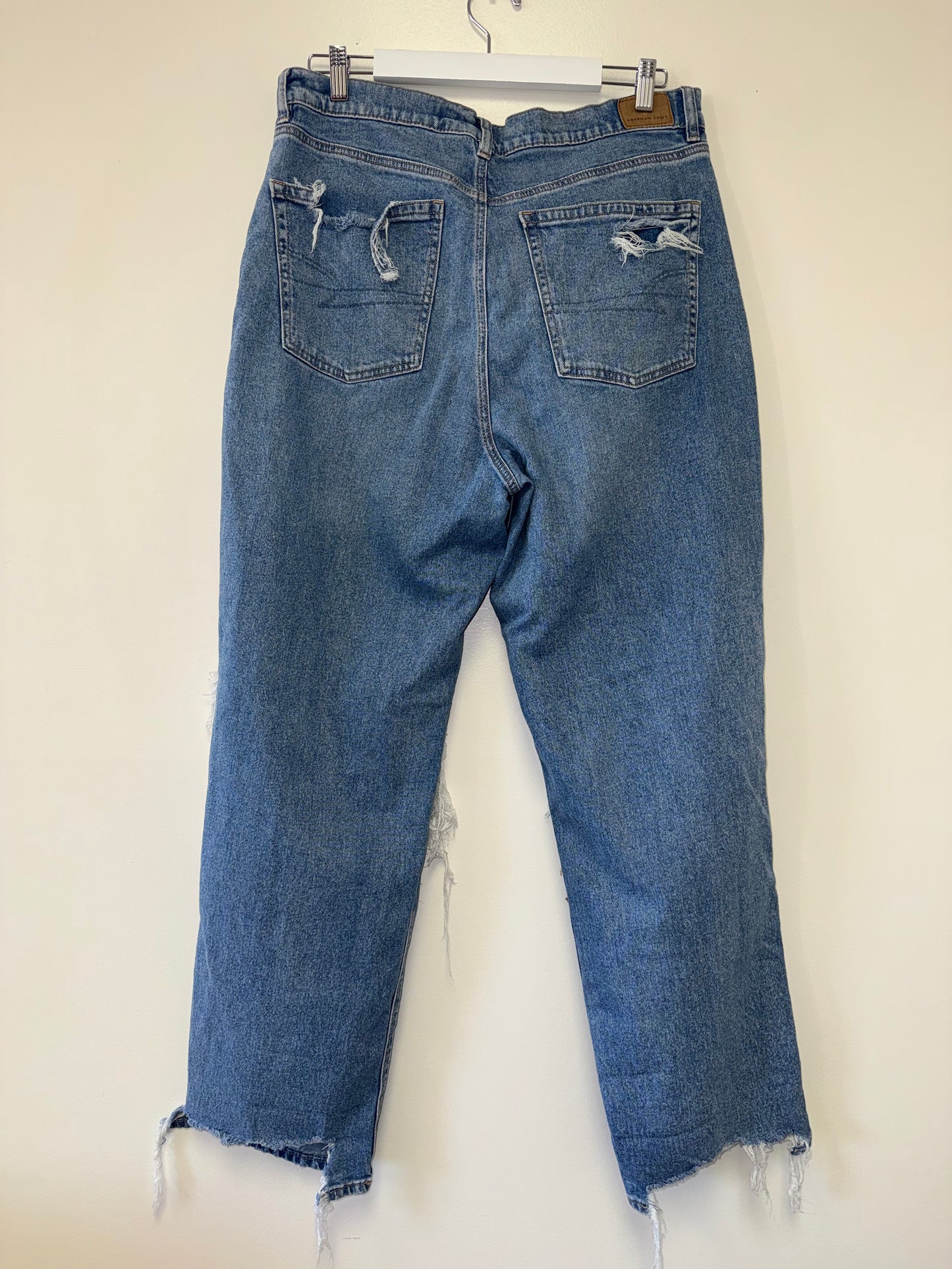 American Eagle (16) Distressed Highest Rise Baggy Straight Denim Jeans