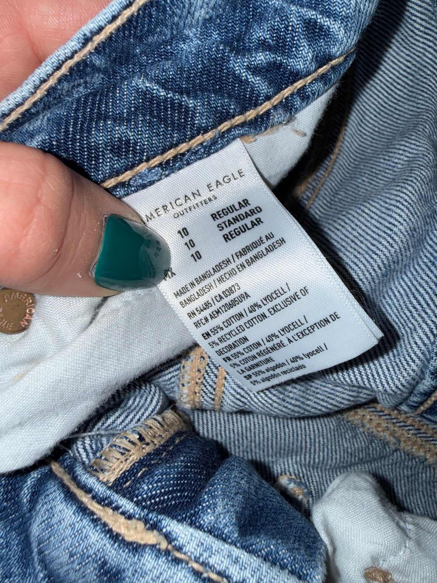 American Eagle (10) Blue Denim Super High Rise Baggy Wide Leg Distressed Jeans
