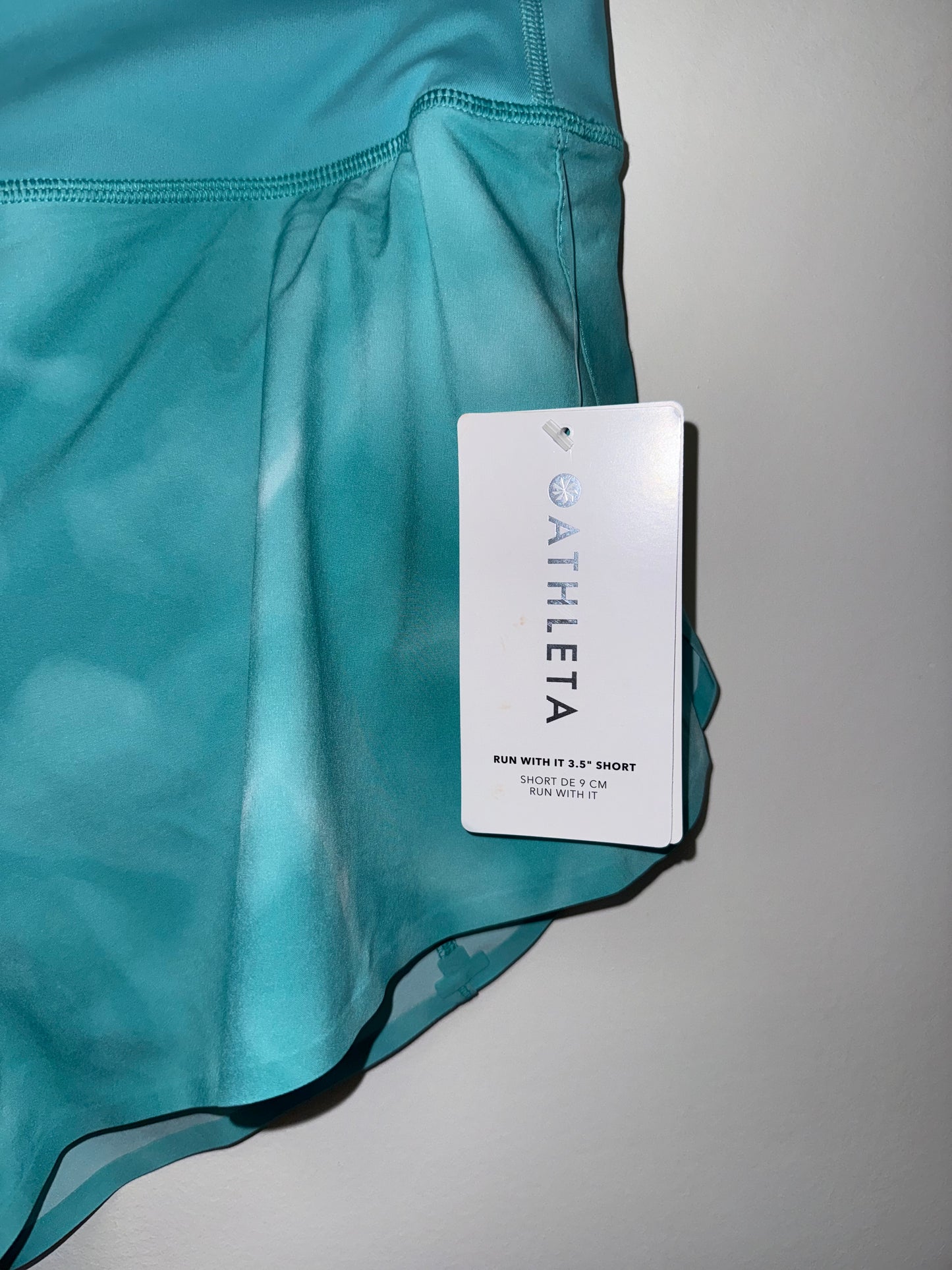 NWT Athleta (Large) Brand New Blue Run With It Shorts with 3.5" Inseam