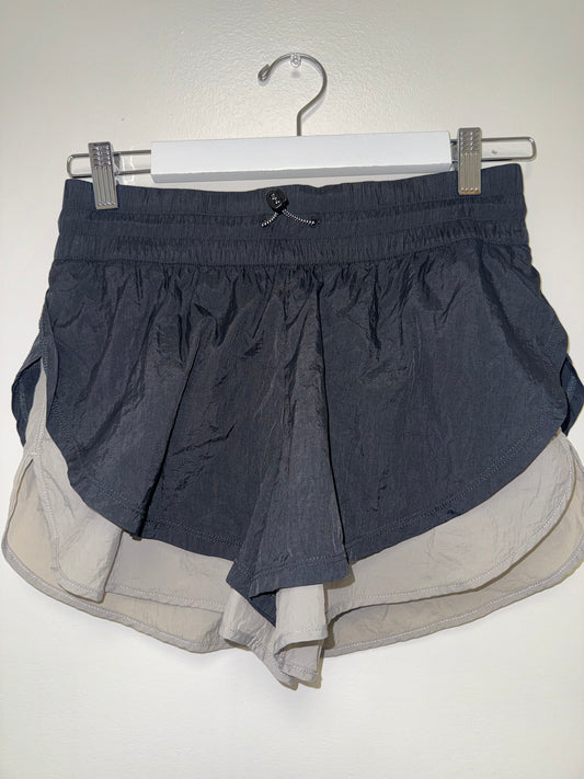 Peloton (Small) Black//Cream Sporty Layered Shorts