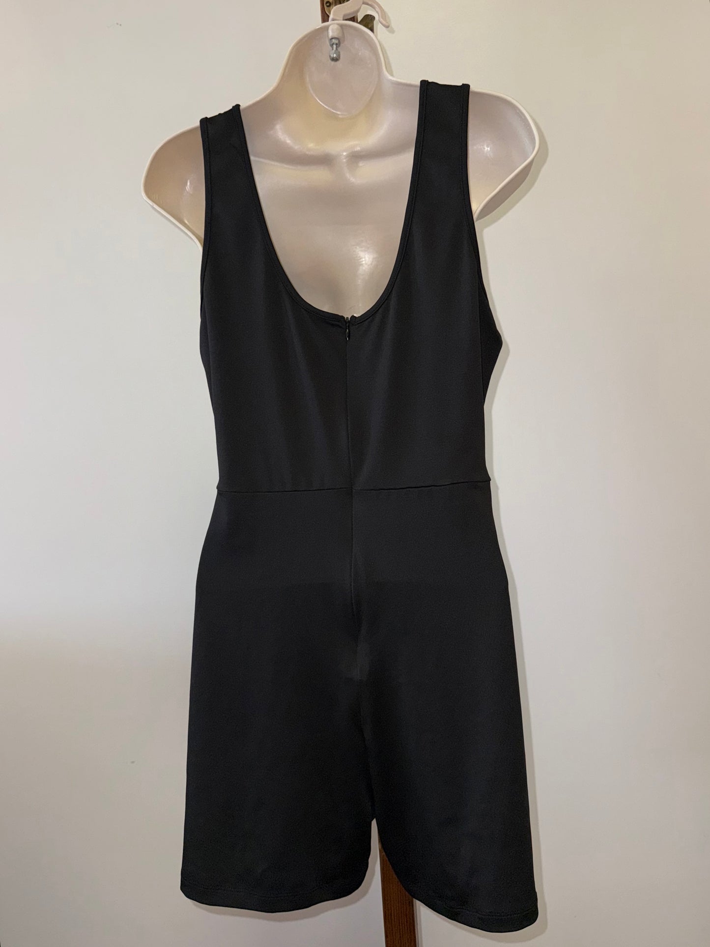 Cider (XL) Black Sleeveless Romper