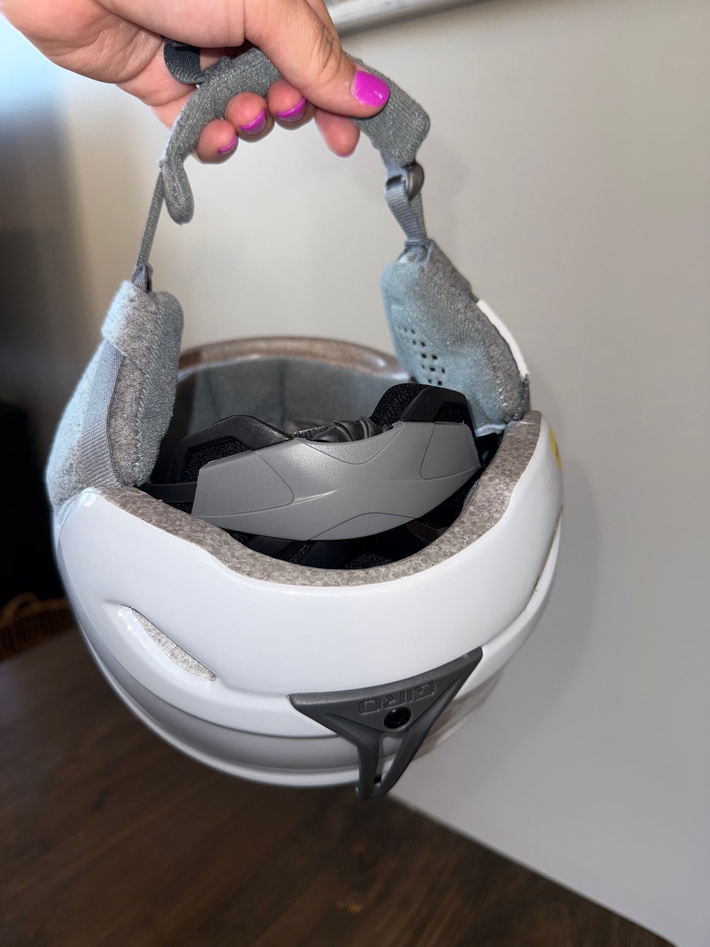 Brand New Giro Snow Helmet (Adult Small)