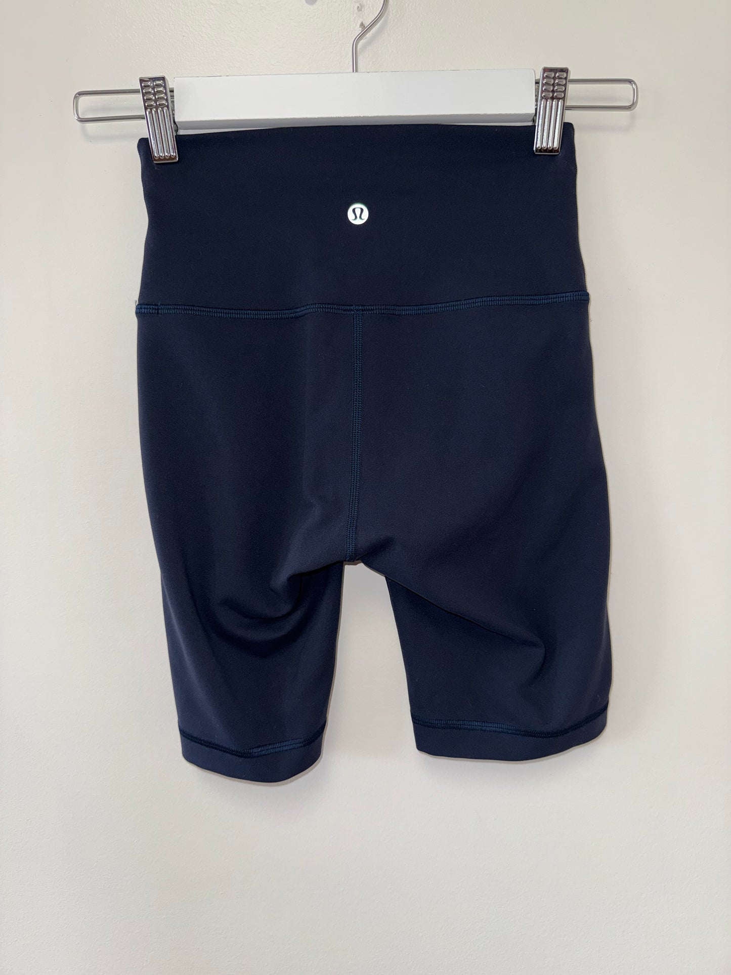 Lululemon (4) Navy Blue Biker Shorts