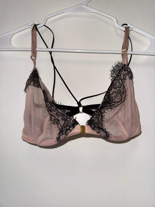 Victoria's Secret (34D) Black/Nude Lace/Sheer Very Sexy Low Cut Demi Bra
