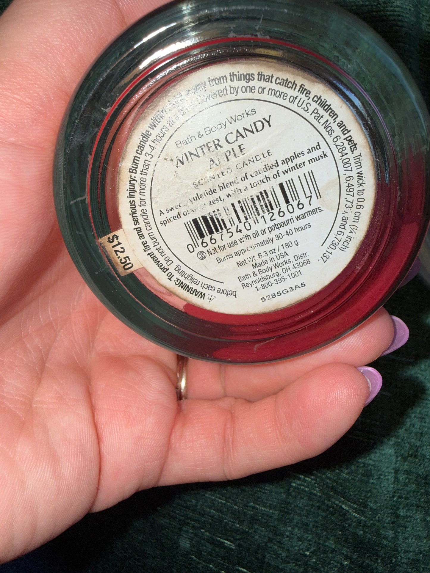 Bath & Body Works (6.3oz) Winter Candy Apple 1 Wick Candle