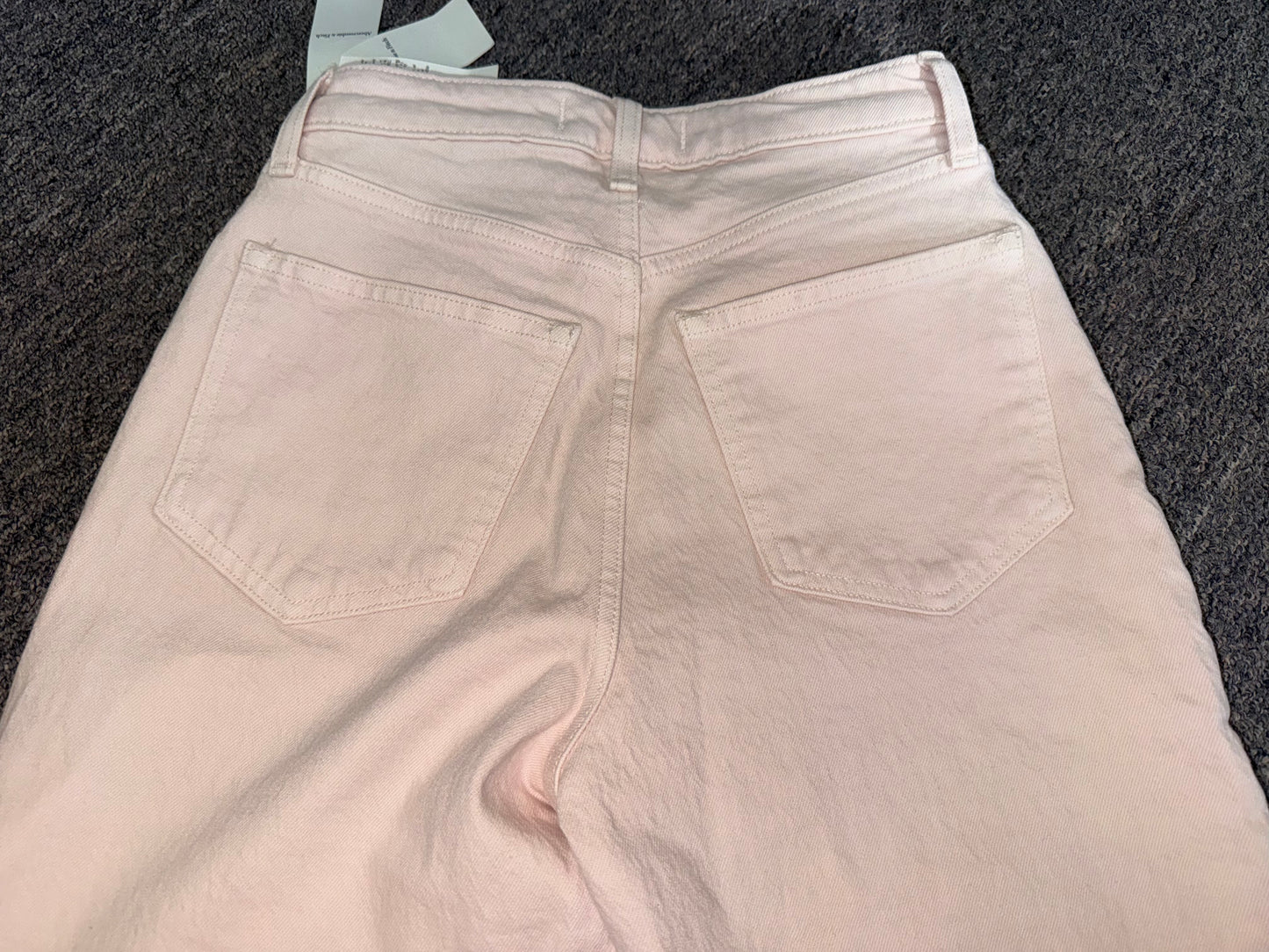 NWT A&F (00) Brand New 90's Relaxed High Rise Curve Love Pink Jeans