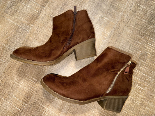 Reneeze (8) Brown Ankle Boots