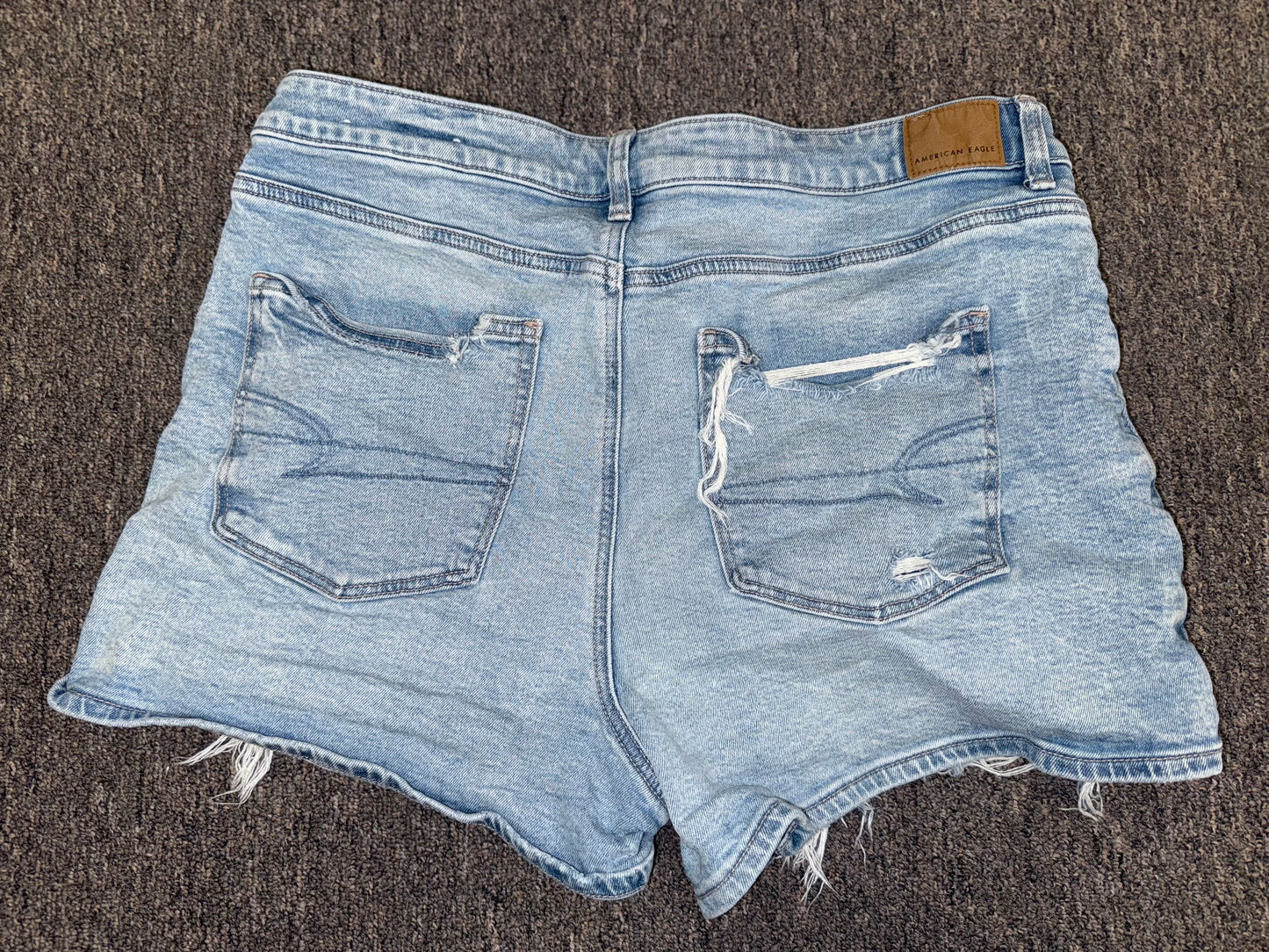 American Eagle (16) Distressed Denim Mom Jean Shorts