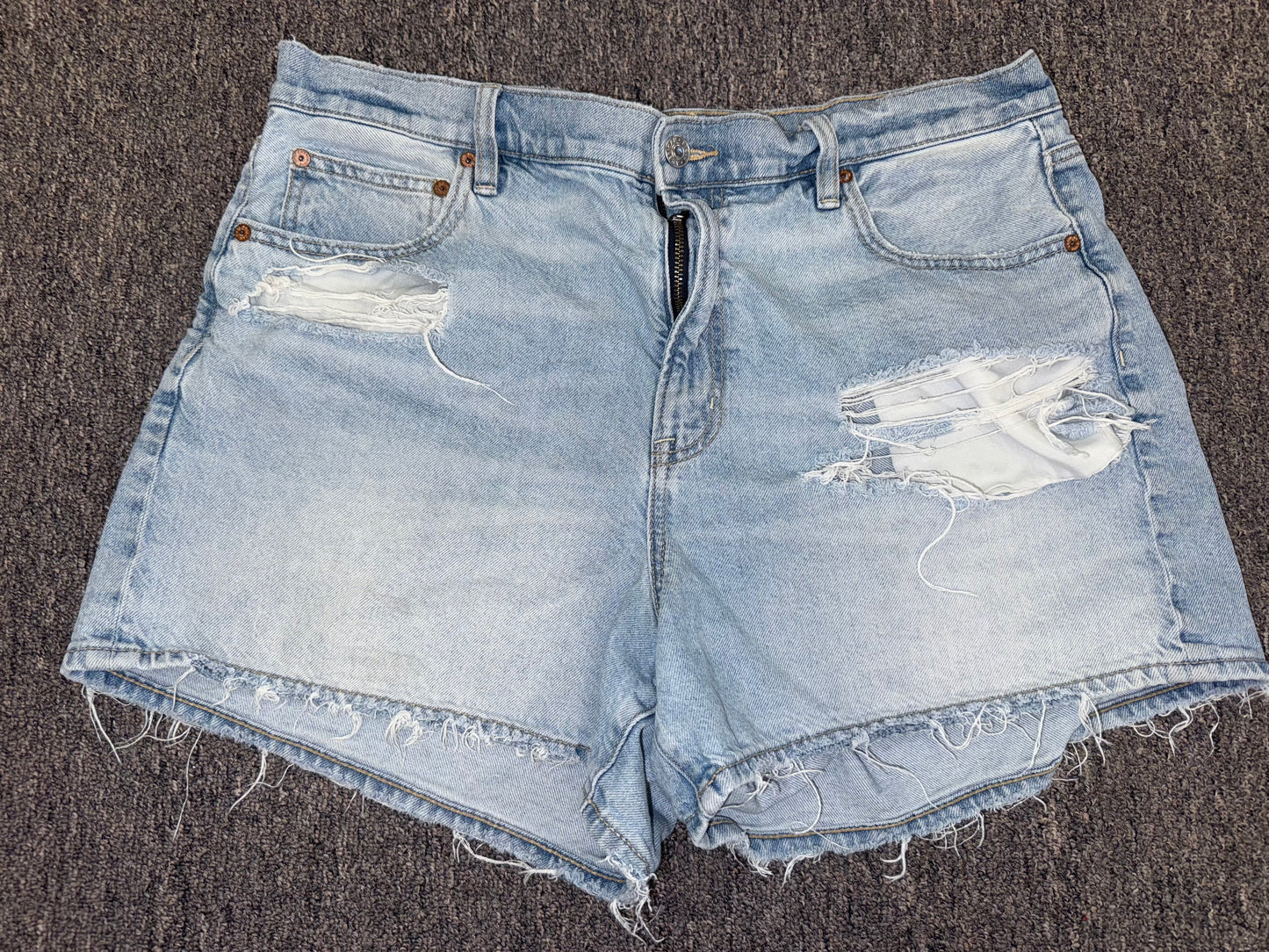 American Eagle (14) Distressed Denim Highest Rise 90's Boyfriend Jean Shorts