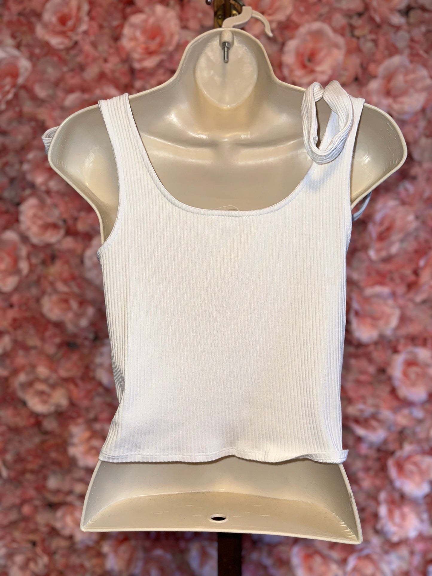 SugarLips (Medium) White Ribbed Adjustable Tied Shoulders Cropped Tank Top