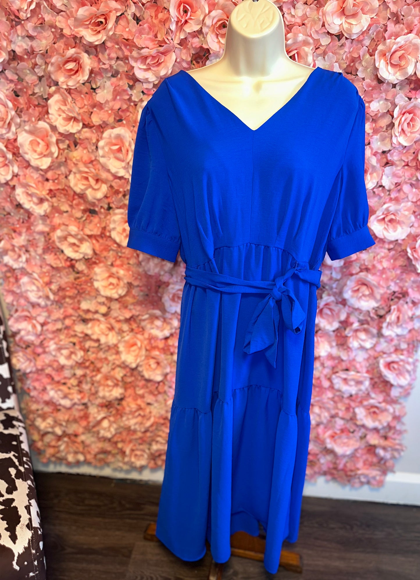 NWT DKNY (12) Brand New Blue Ruffle//Flowy V-Neck Tied Dress