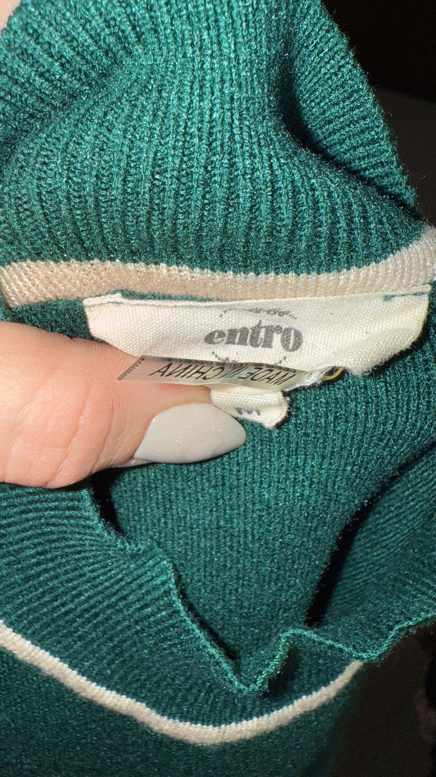Entro (Medium) Green Sleeveless Turtleneck Soft Knit Sweater Dress w Pockets