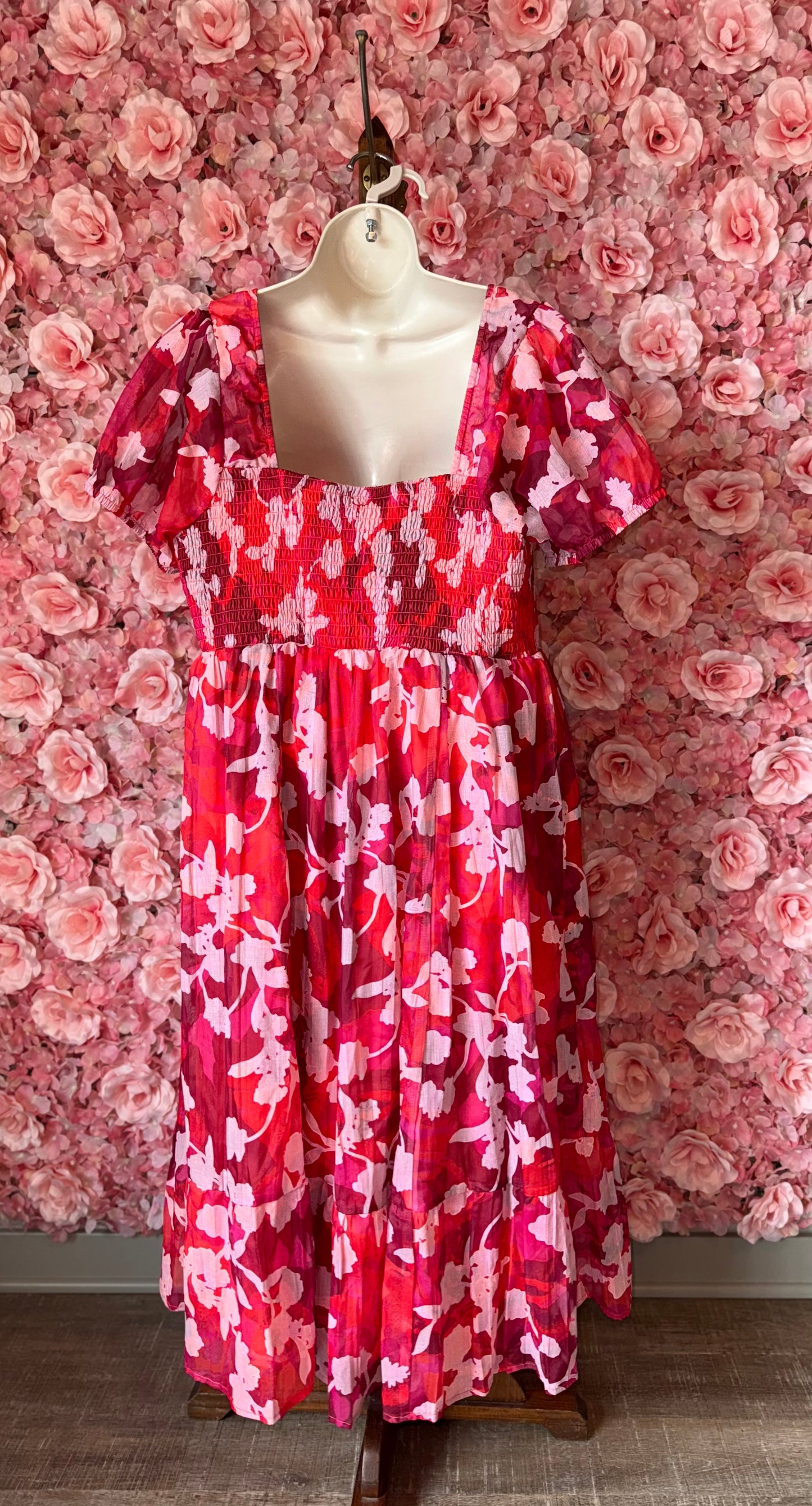 Torrid (2) Red//Pink Floral Sheer Lace Up Maxi Dress