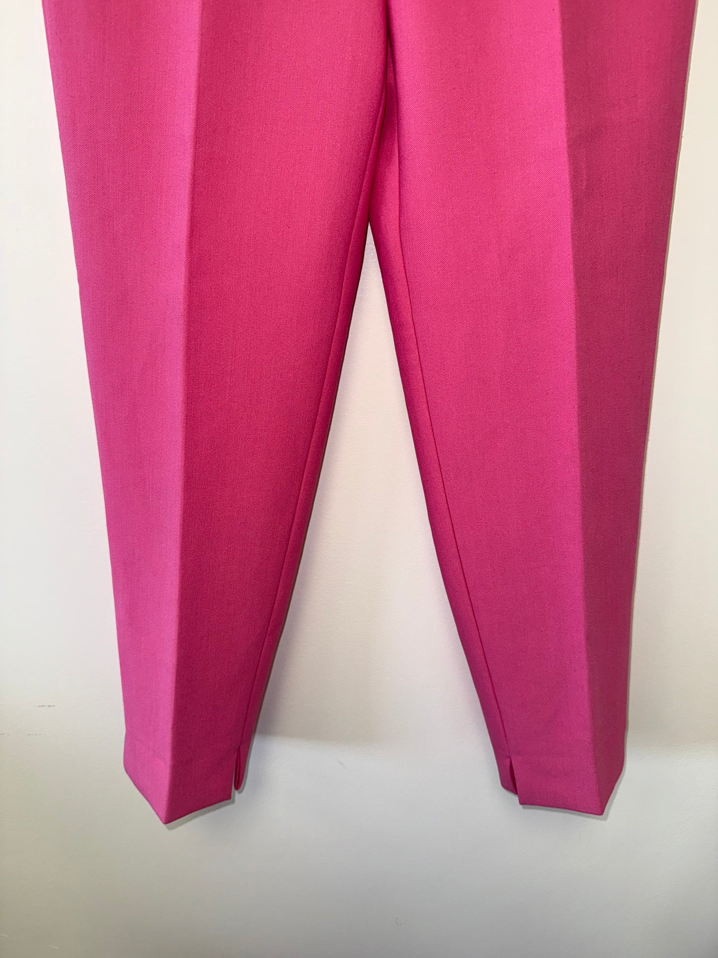 NWT Zara (6) Brand New Hot Pink High Rise Slim Fit Business Casual Pants
