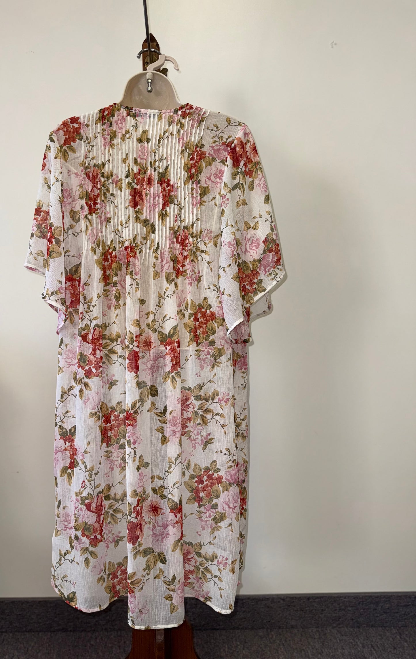 American Eagle (Medium) Neutral Floral Flowy Long Cover Up