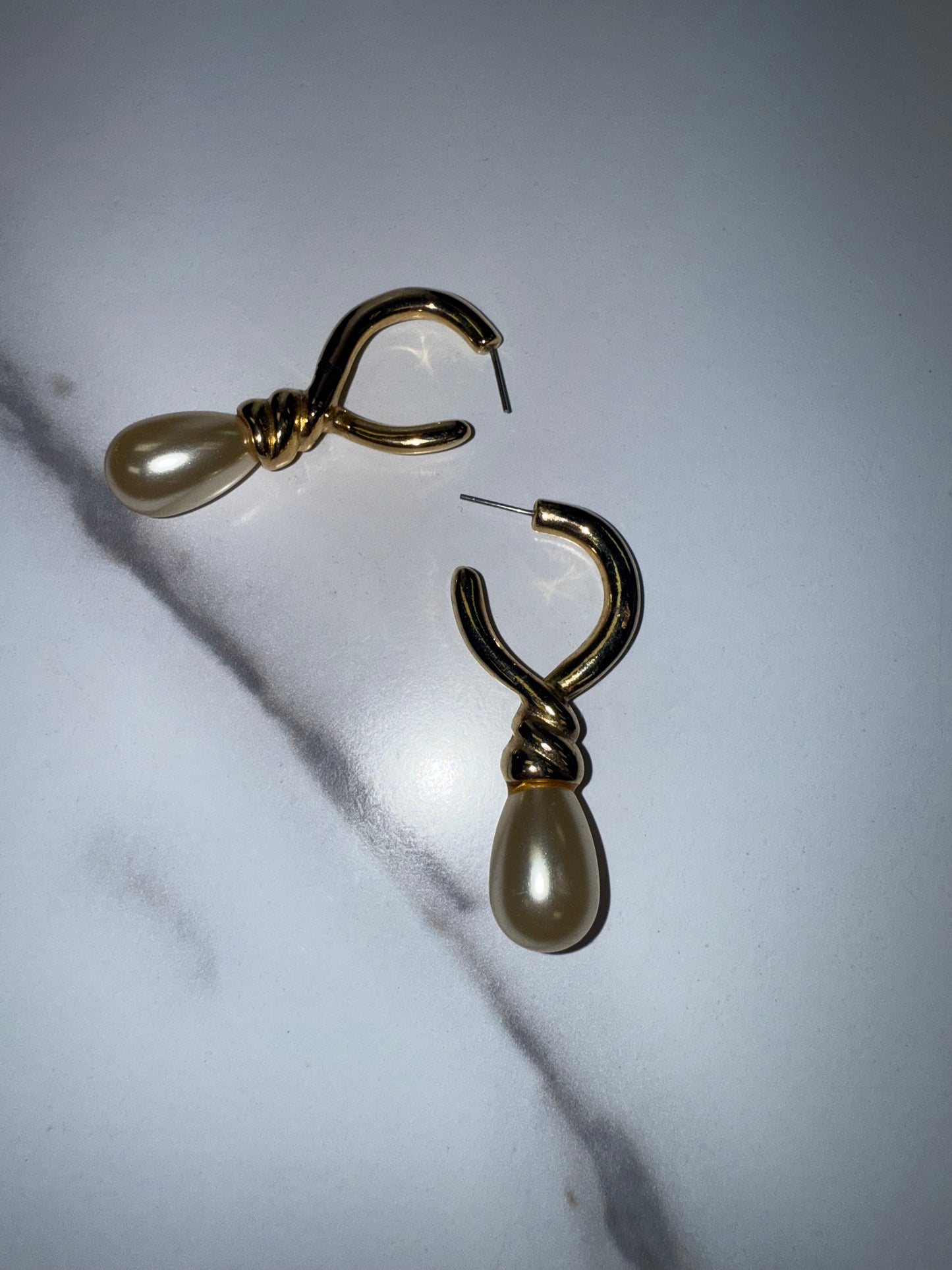 Gold//Pearl Earrings