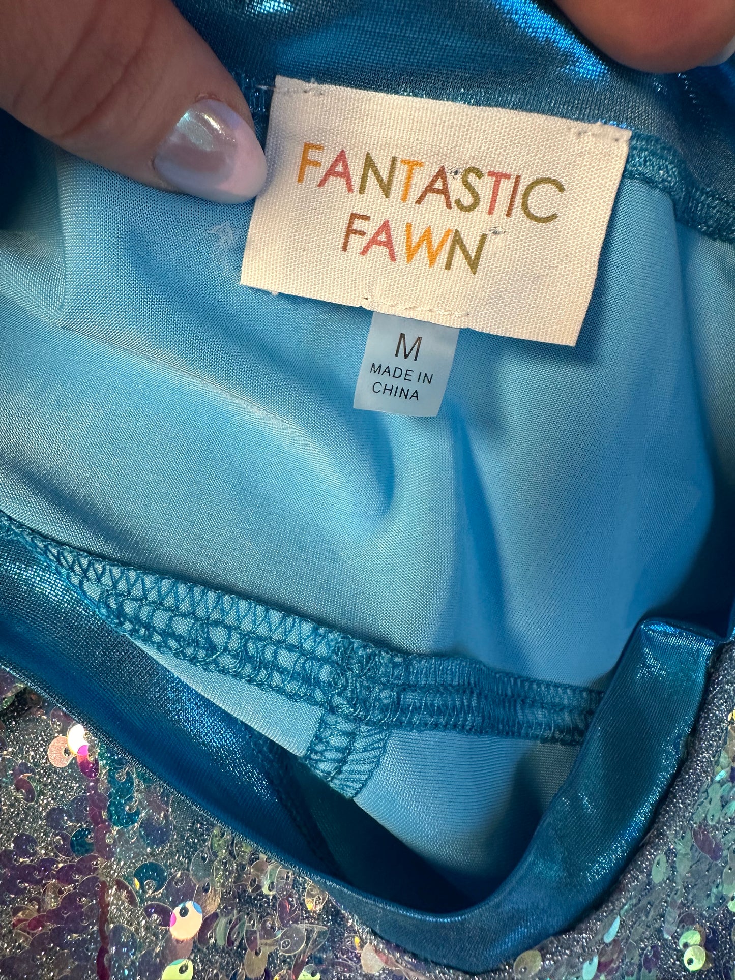 Fantastic Fawn (Retail $99) Blue Sequin Geometric Reflective Cropped Blouse (Medium)