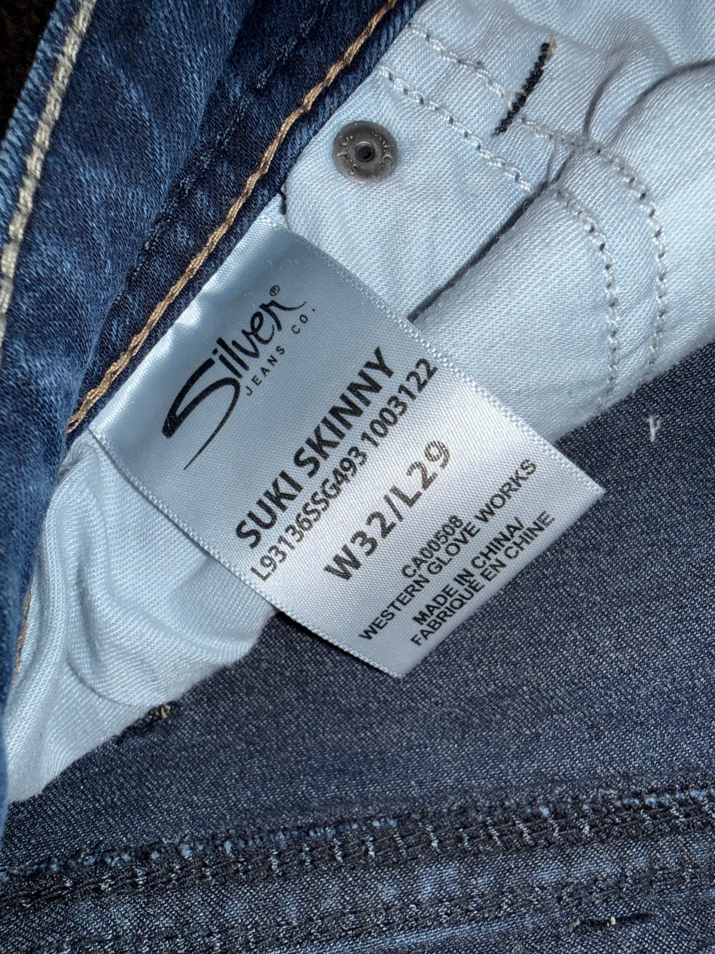 Silver Jeans (32x29) Suki Skinny Dark Wash Jeans