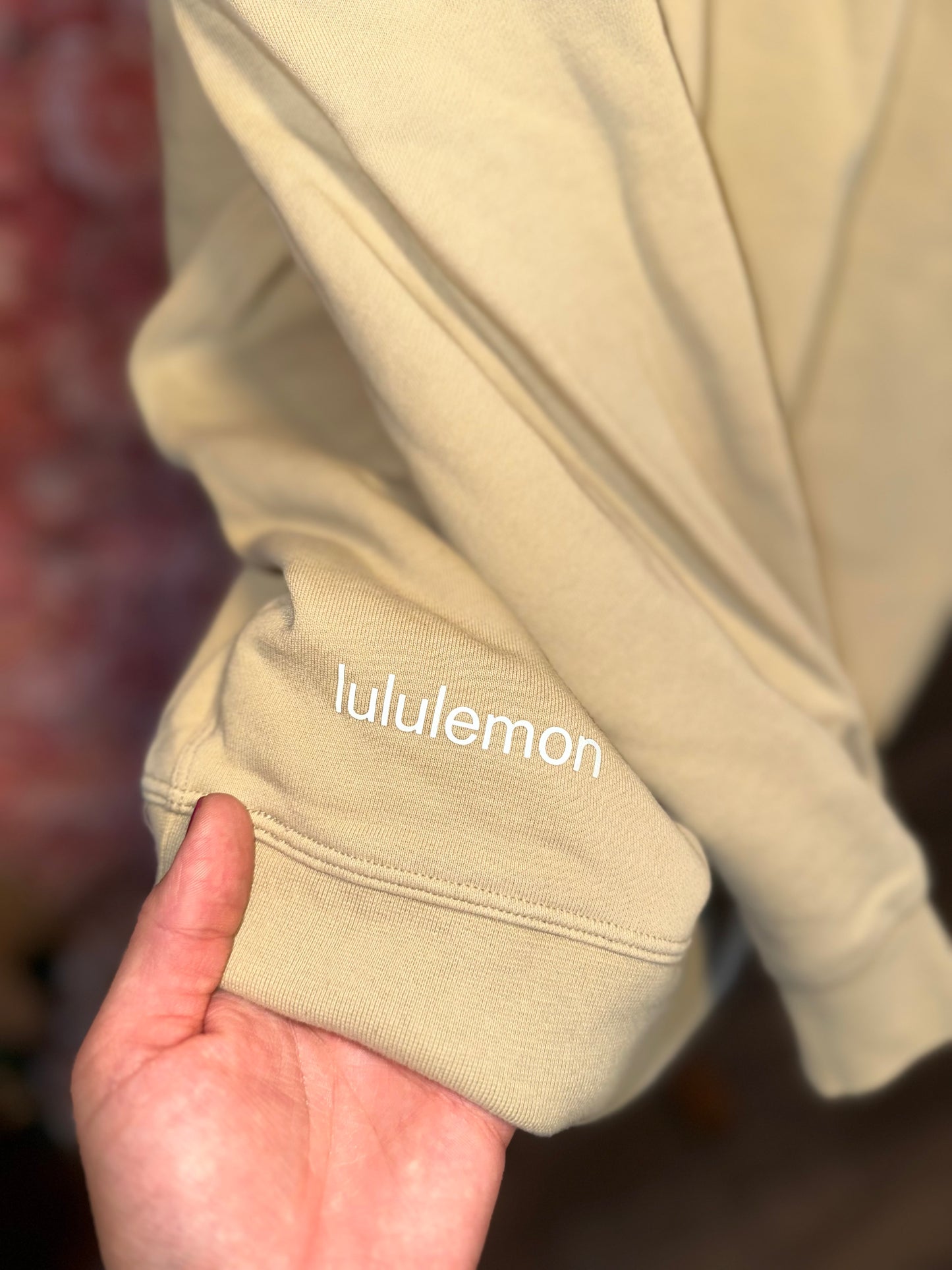 Lululemon (8) Tan Crewneck Sweatshirt