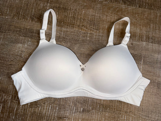 Torrid Curve (40C) White Smooth Soft Bra