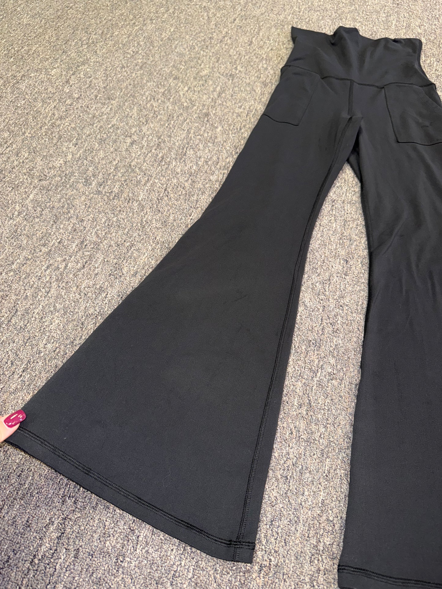 aerie (Medium) Black Foldover Hugger High Rise Flare Leggings with Pockets