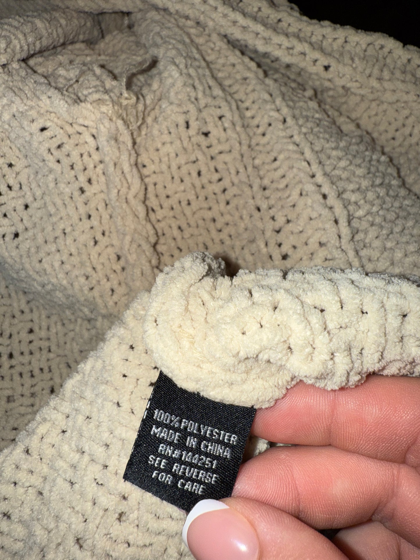 Moon & Madison (Medium) Cream Soft Knit Sweater Cardigan with Pockets
