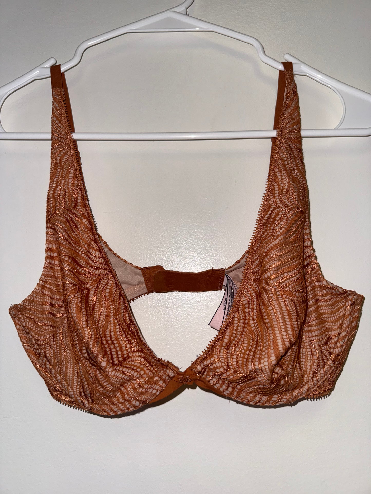 Victoria's Secret (32C) Burnt Orange/Nude Unlined Plunge Bra