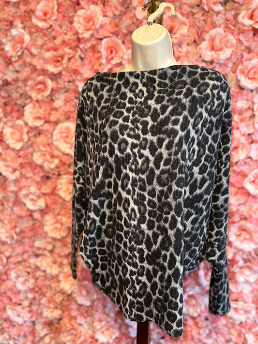 Daytrip (Small) Black//Grey Cheetah Print Waffle Knit Off-The-Shoulder Blouse