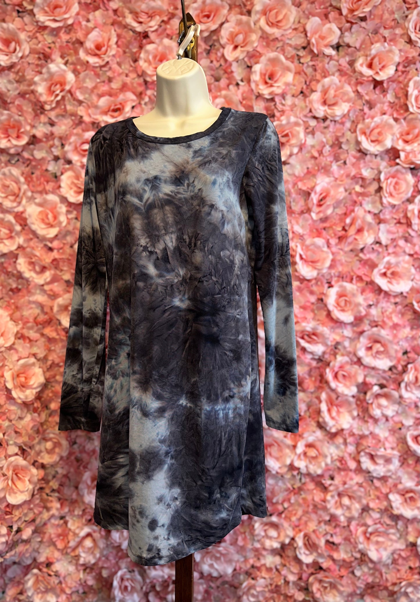 Rue 21 (Large) Tie Dye Long Sleeve Midi Dress