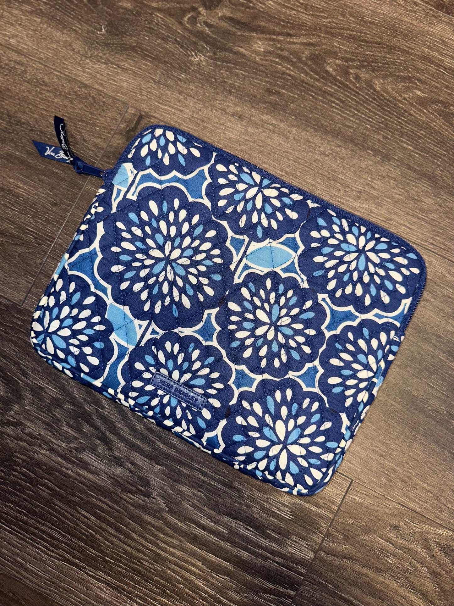 Vera Bradley Blue Floral Padded Zip Up Case