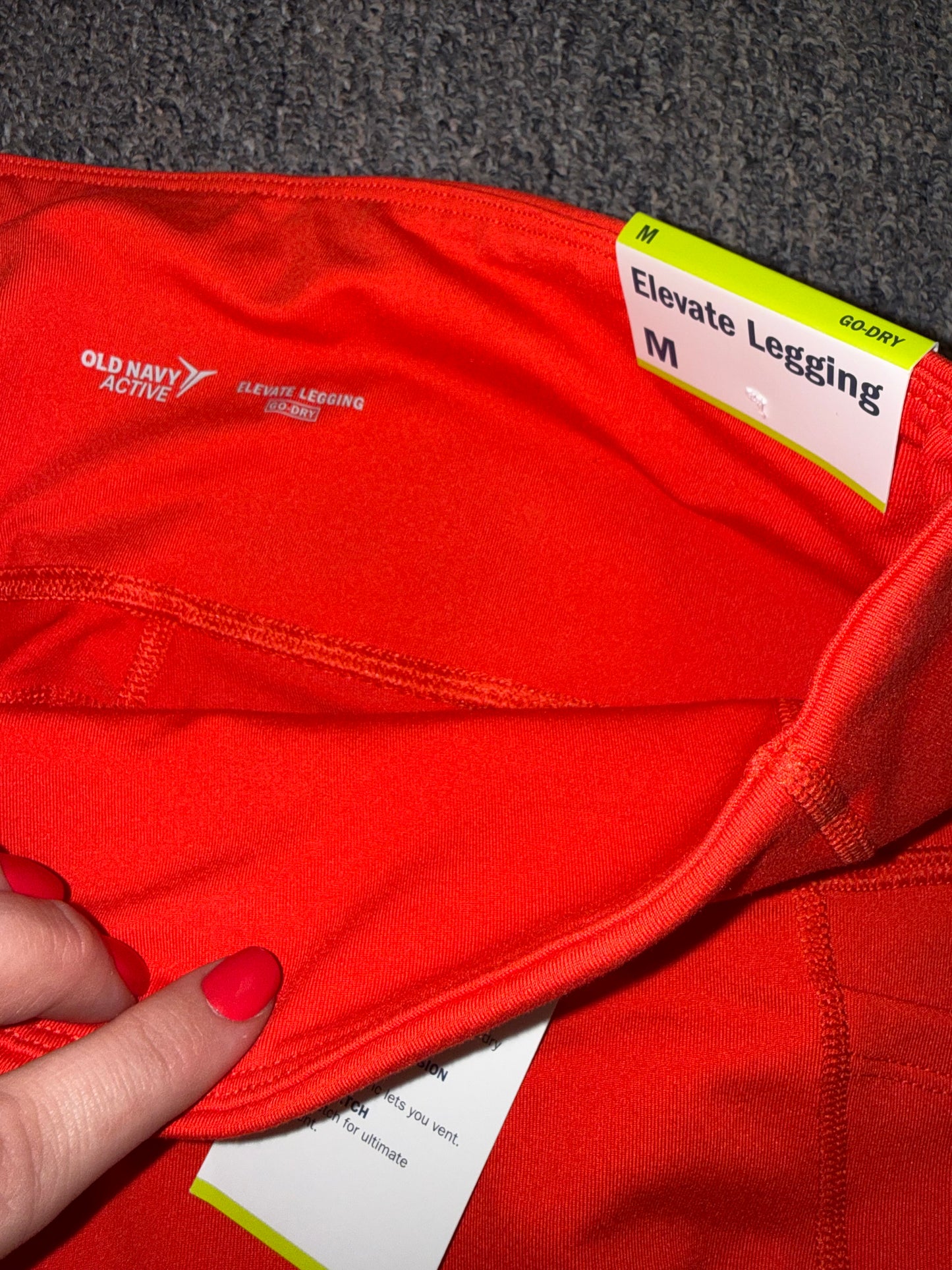 NWT Old Navy Active (Medium) Brand New Orange Elevate Go Dry Leggings w Mesh