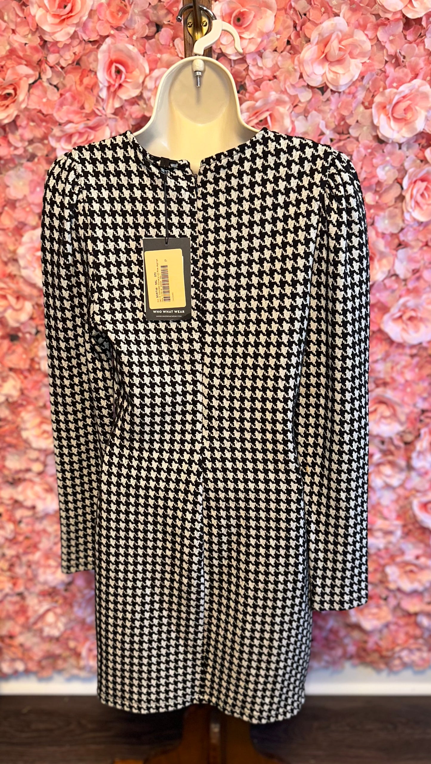 NWT Who What Wear (Small) Brand New B&W Houndstooth Long Sleeve Dress