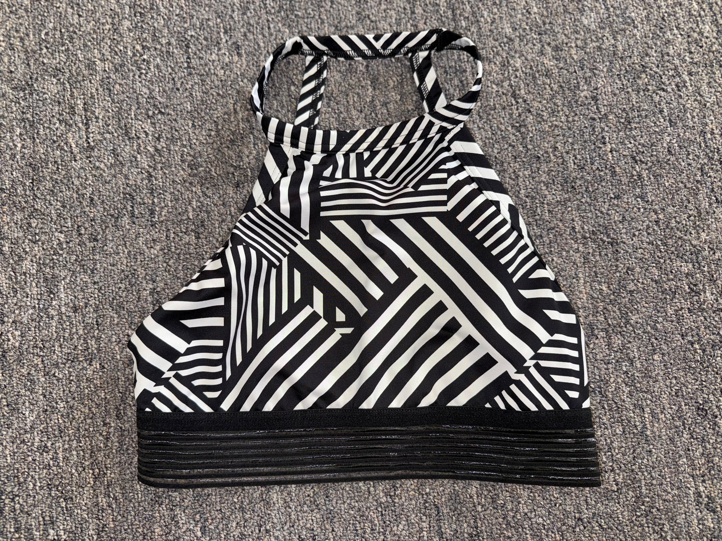 Victoria's Secret Sport (Medium) Black & White Striped Sports Bra w Ribbed Mesh