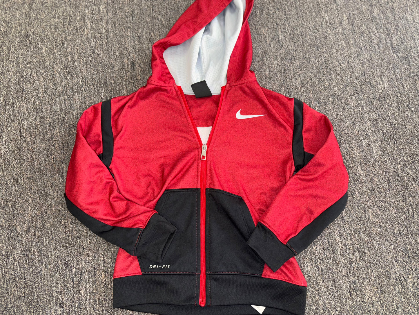 Nike (7/L) Kids Red Jacket