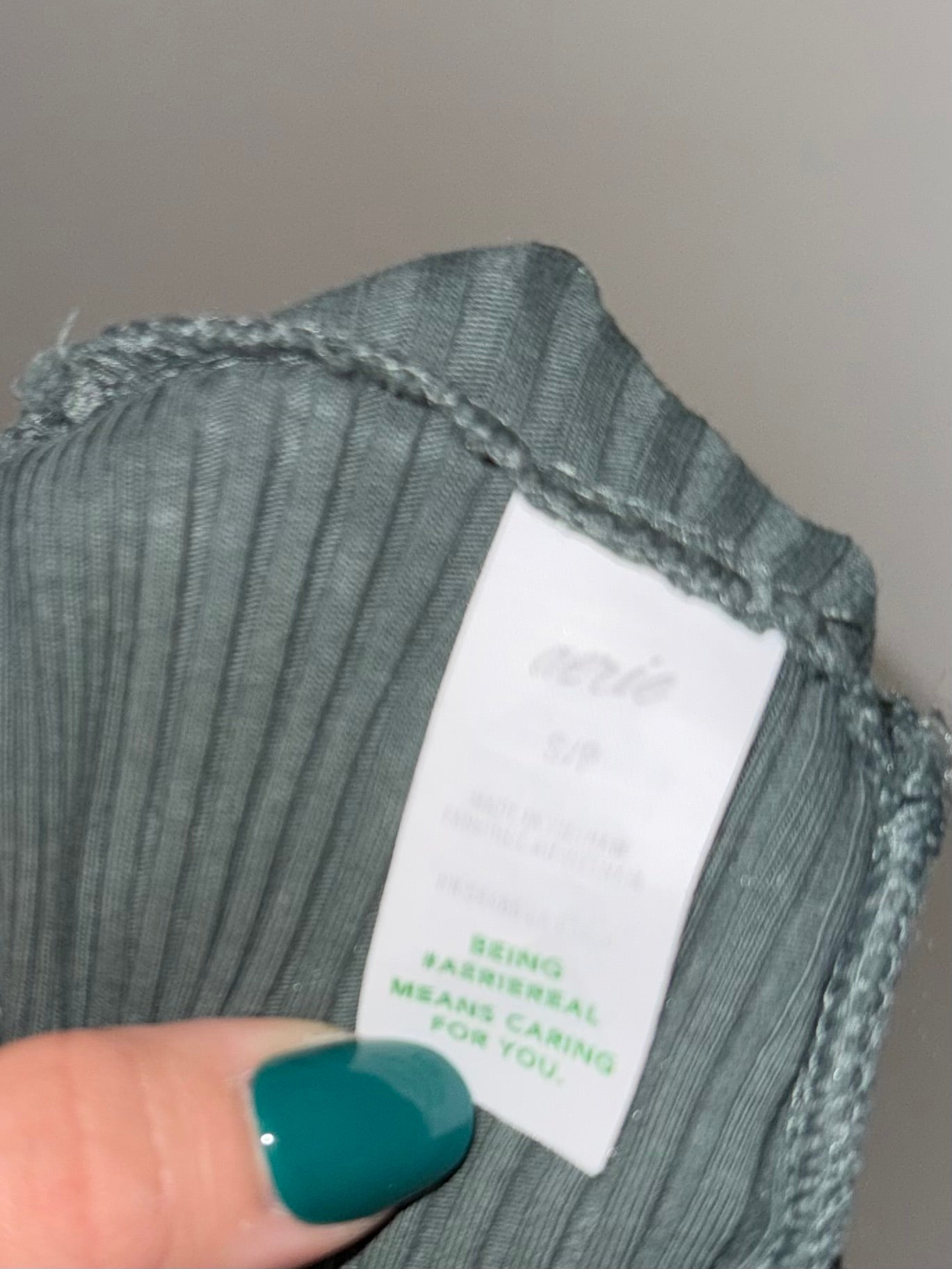 Aerie (Small) Green Ribbed Long Sleeve Bodysuit w/ Cutout Back