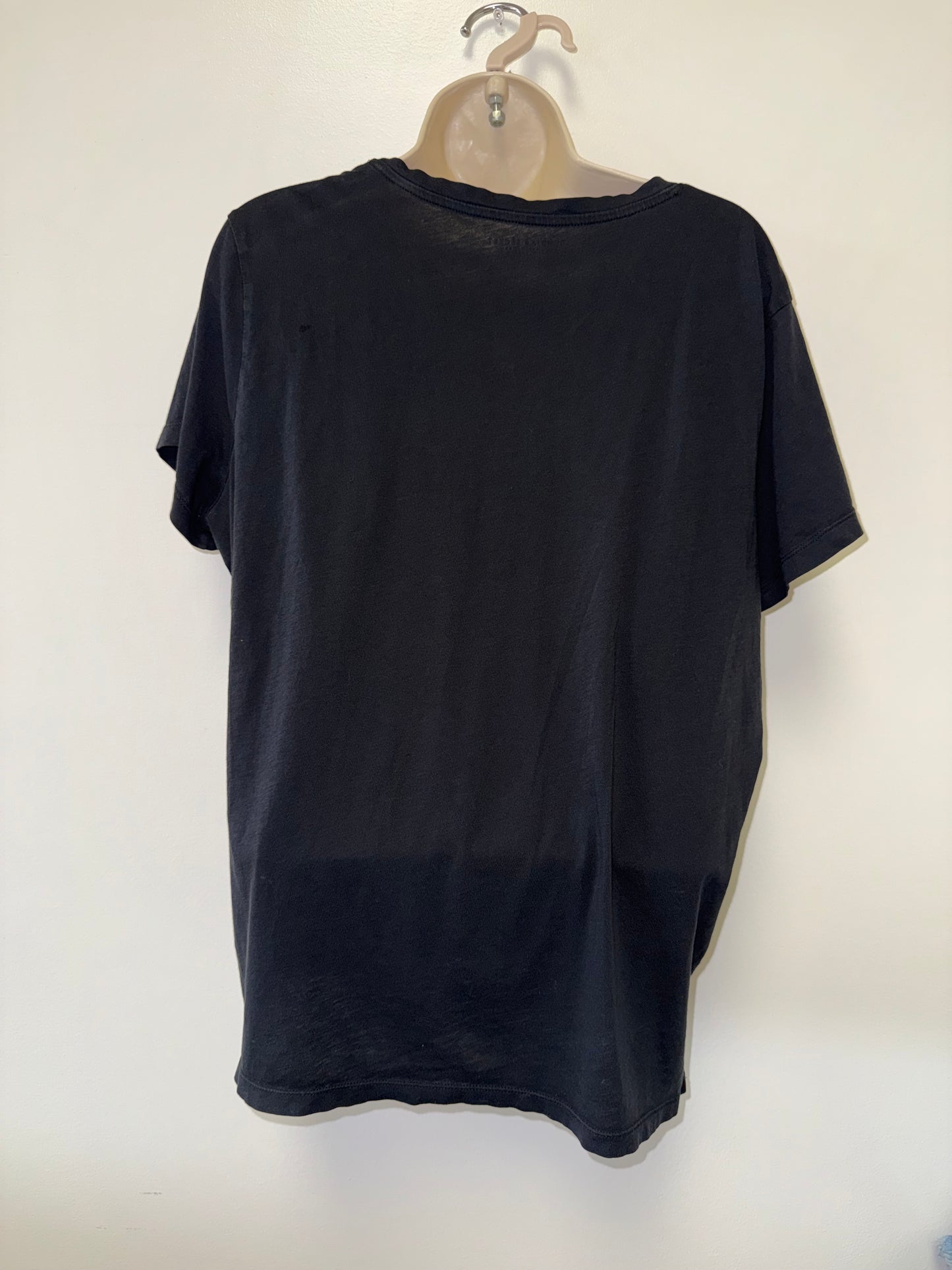 Victoria's Secret (XL) Black V-Neck Short Sleeve Tee