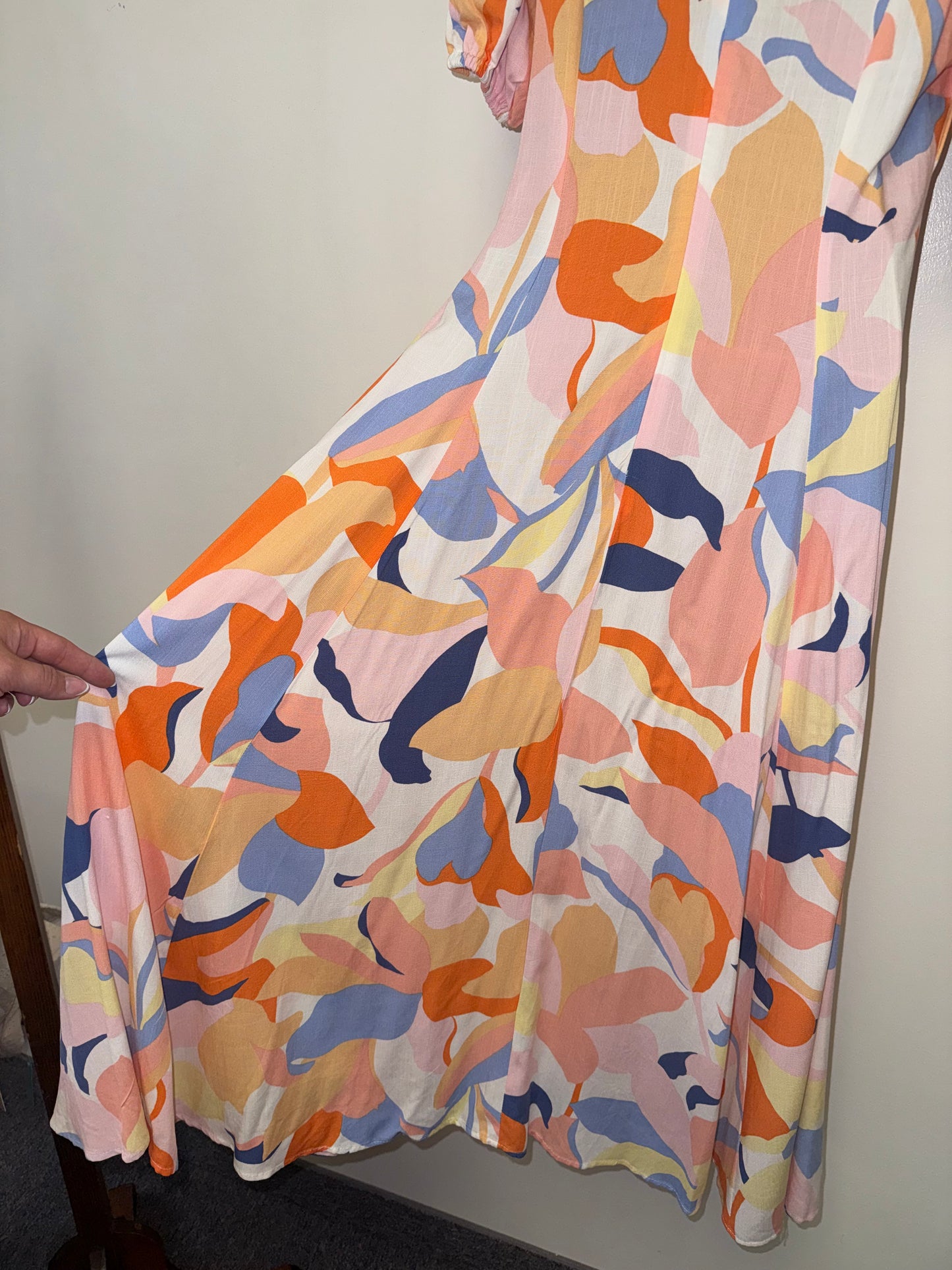NWT White Closet Elements (Small) Brand New Colorful Abstract Maxi Flowy Dress