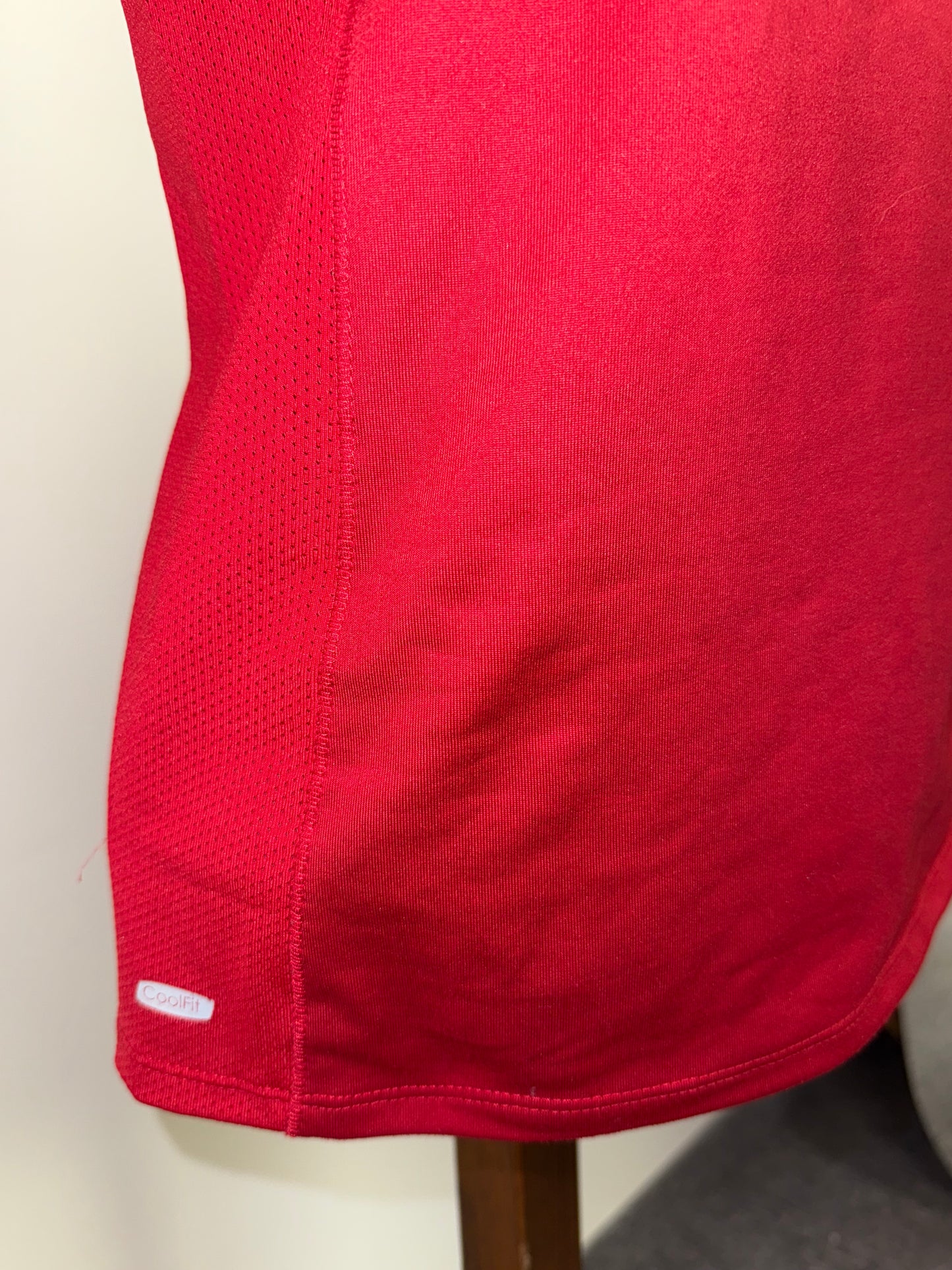 Alo (XS) Hot Pink CoolFit T-Shirt with Mesh