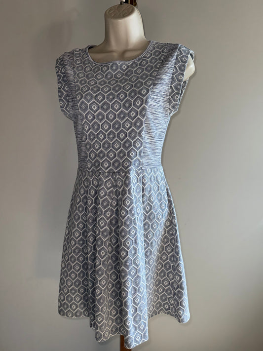 Francesca's (Small) Blue & White Lace Short Sleeve Midi Dress