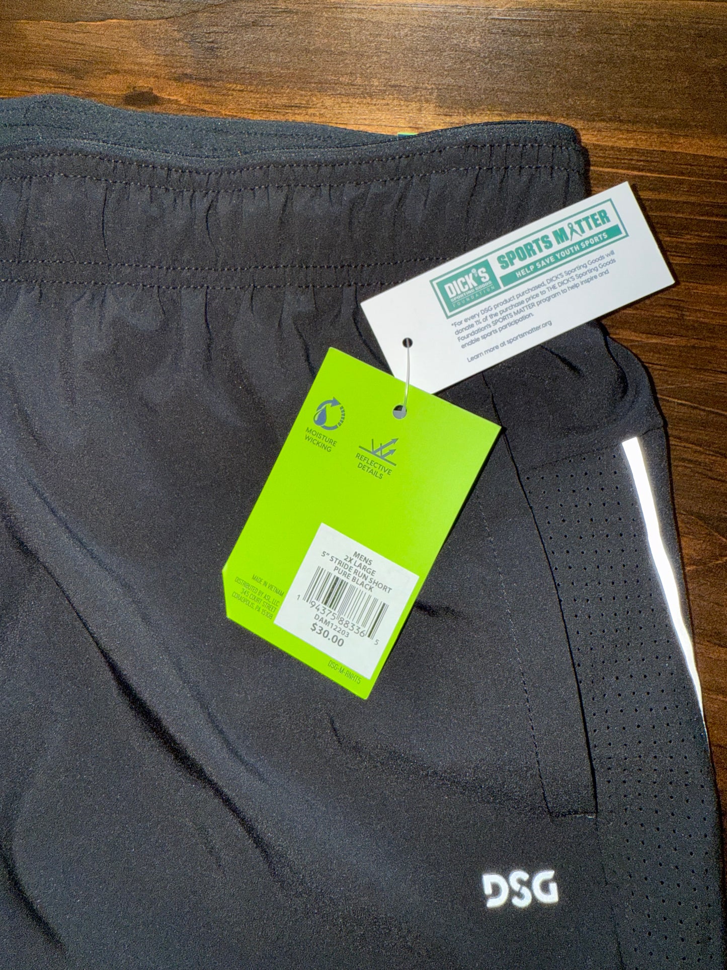 NWT DSG (XXL) Brand Dark Grey 5" Inseam Athletic Fit Shorts