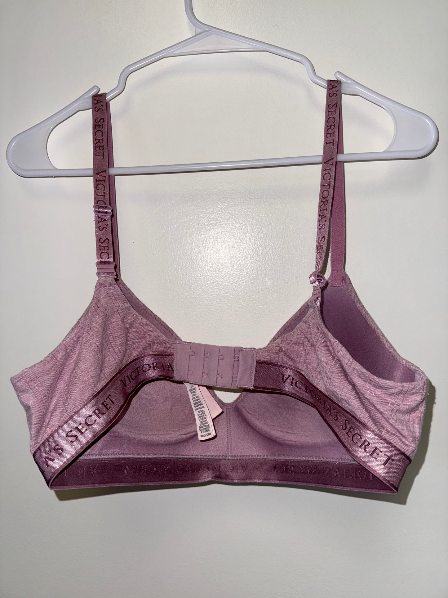 Victoria's Secret (36C) Pink T-Shirt Lightly Lined Wireless Bra