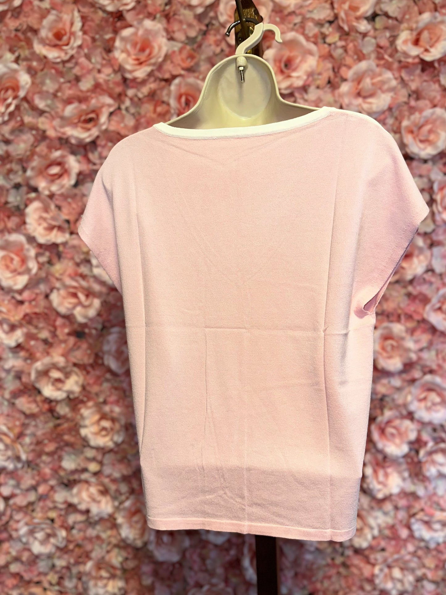 (Small) Brand New Pink V-Neck Lightweight Short Sleeve Sweater