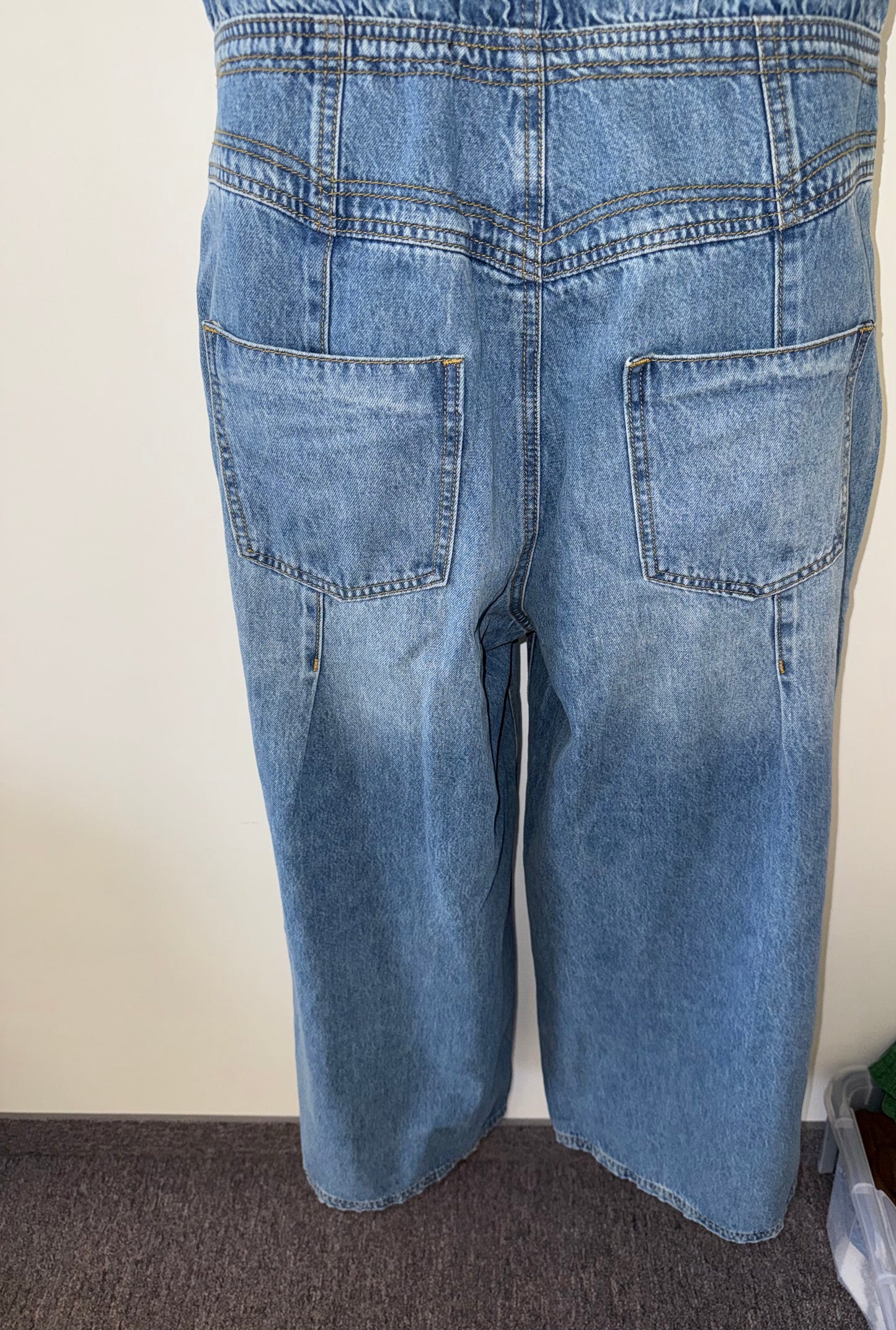 Bluivy (Large) Blue Jean Sleeveless Buttoned Wide Leg Denim Jumpsuit