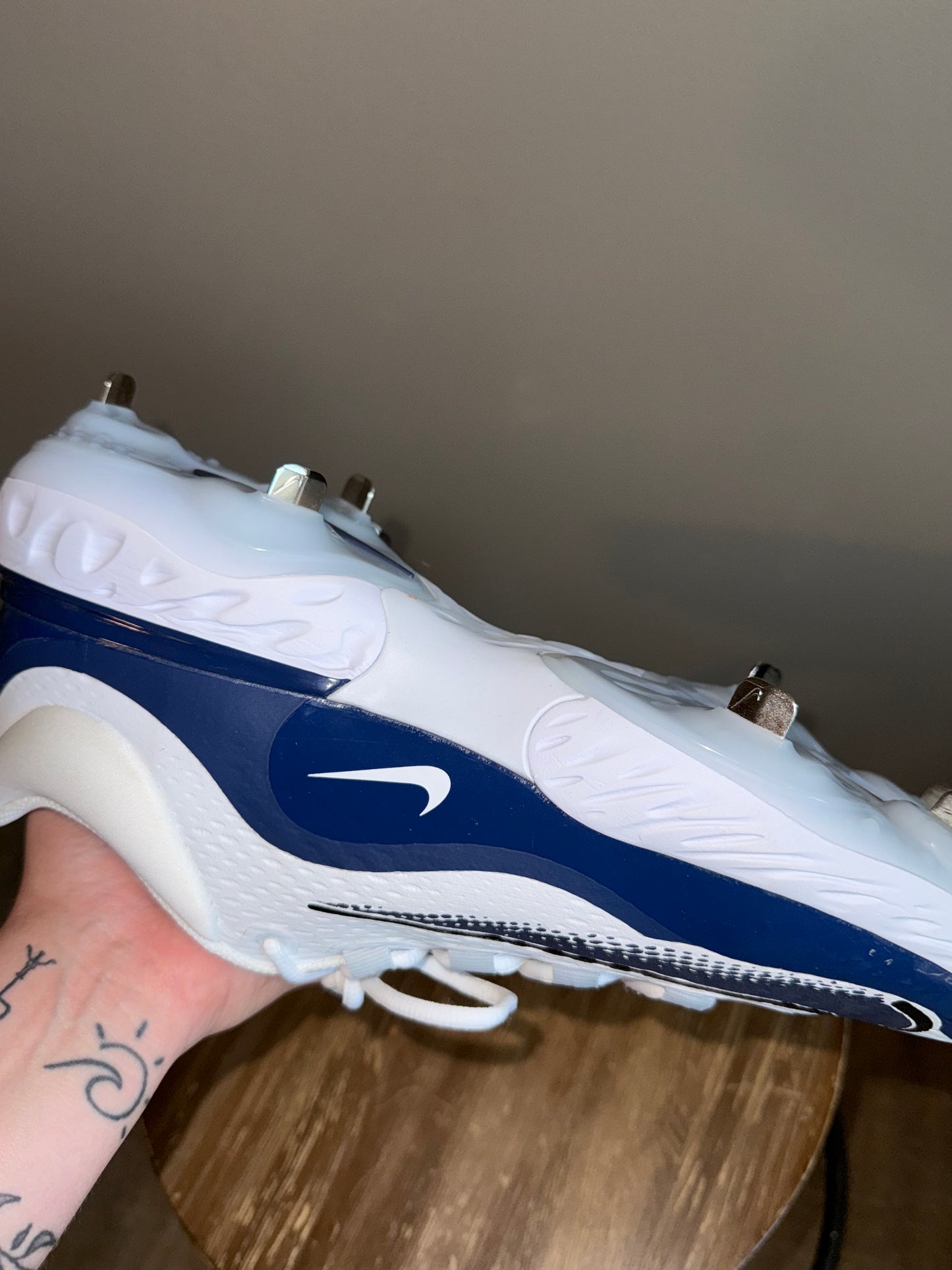 Nike (14) Brand New Blue//White Nike React Baseball Cleats