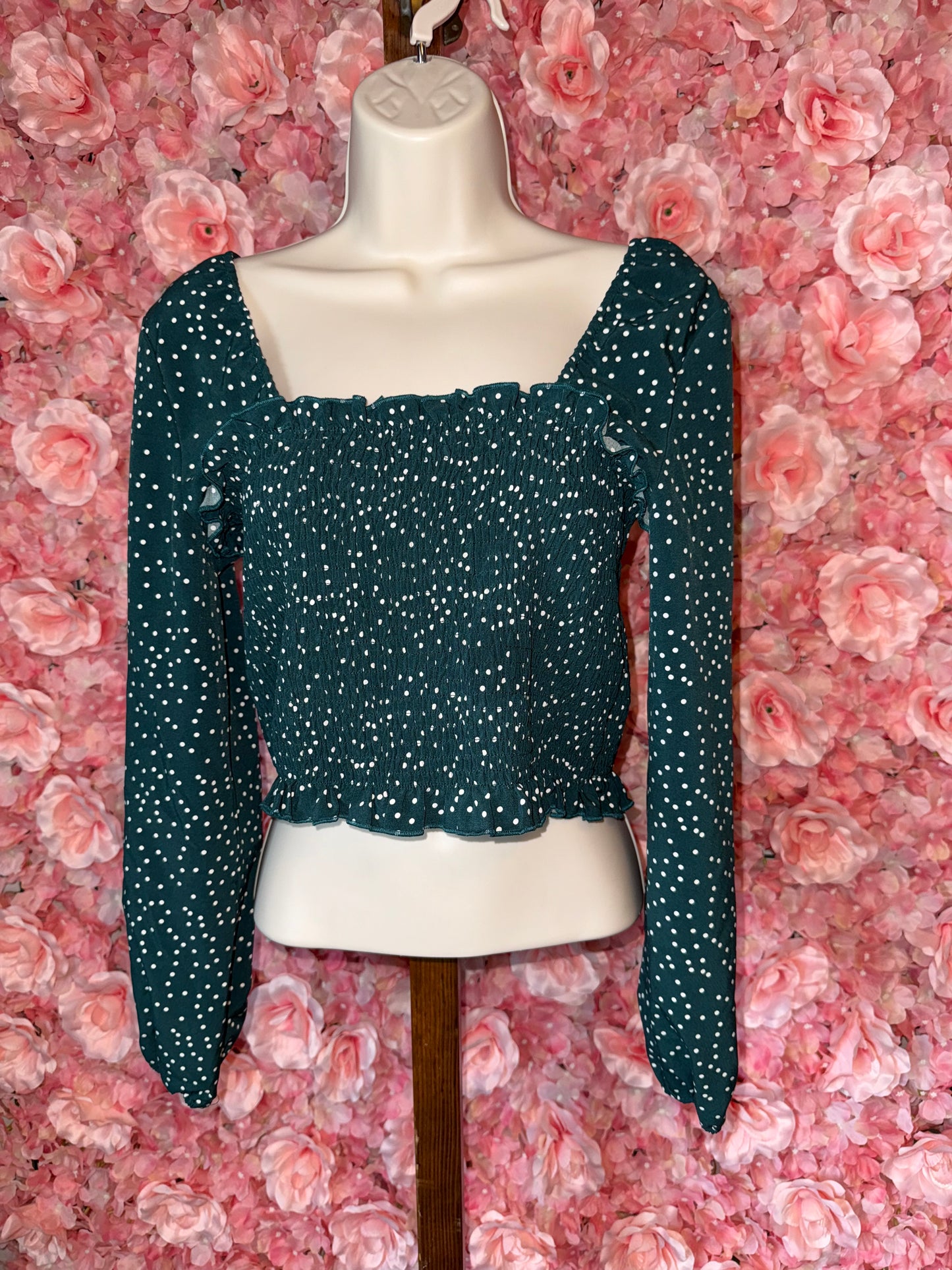 SHEIN (Large) Green and White Pattern Stretchy Cropped Blouse