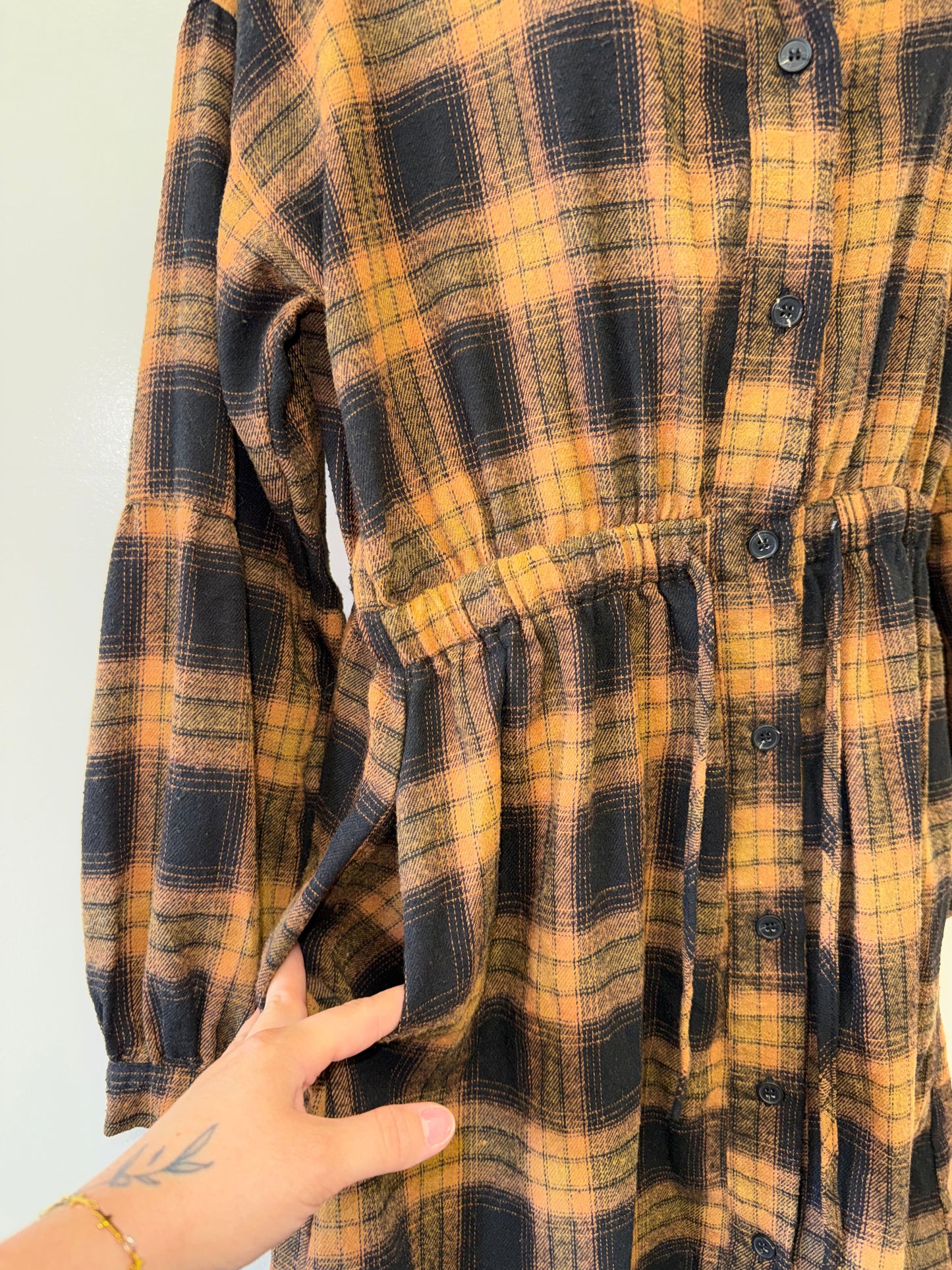 B (Medium) Black//Burnt Orange Flannel Button-Up Long Sleeve Midi Dress